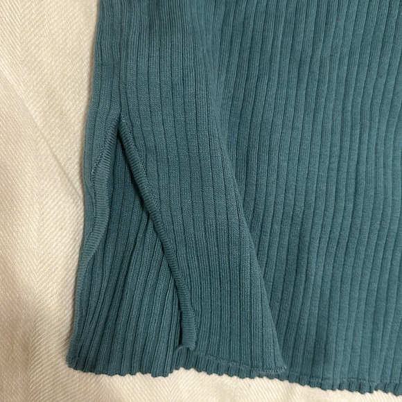 One shoulder knitted top - Picture 2 of 3